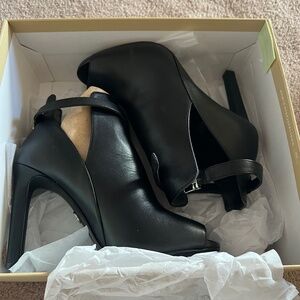 Michael Kors high Heel open toe